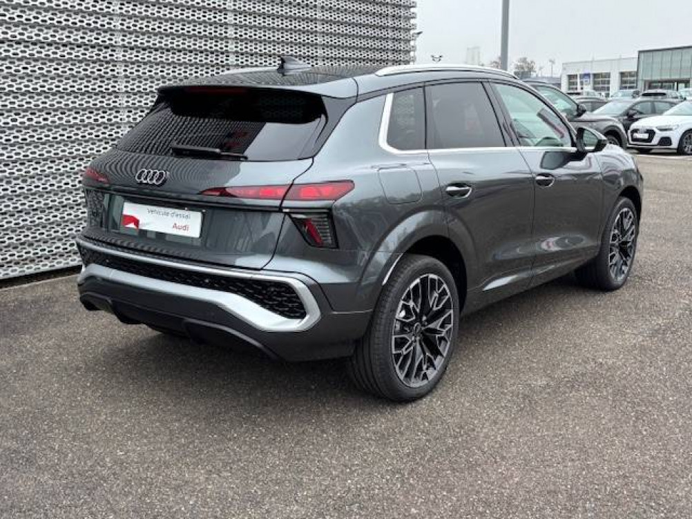 Acheter Audi Q3 Q3 e-hybrid 272 ch S tronic 6 S line 5p neuf dans les concessions du Groupe Faurie