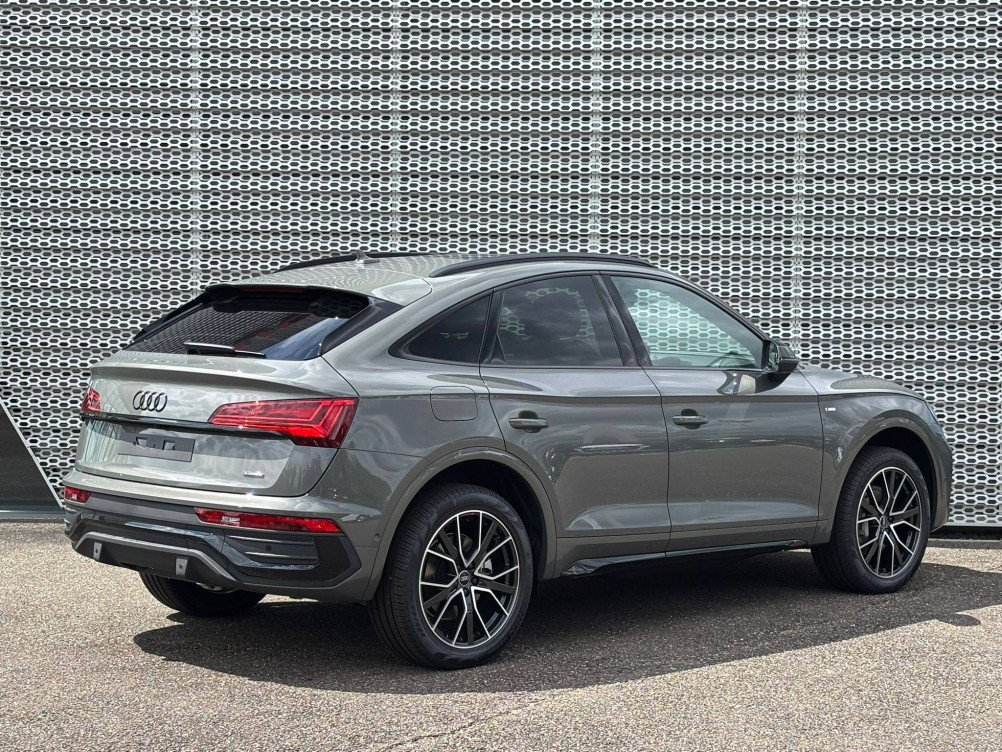 Acheter Audi Q5 Q5 Sportback 50 TFSIe 299 S tronic 7 Quattro Black Edition 5p neuf dans les concessions du Groupe Faurie