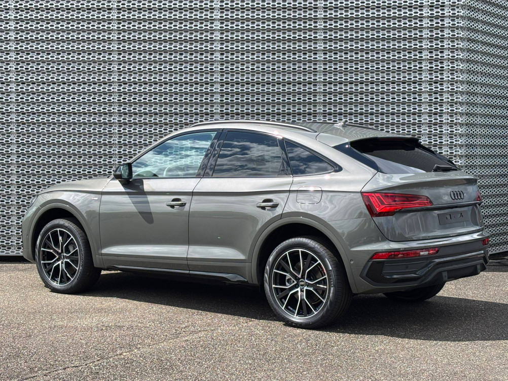 Acheter Audi Q5 Q5 Sportback 50 TFSIe 299 S tronic 7 Quattro Black Edition 5p neuf dans les concessions du Groupe Faurie