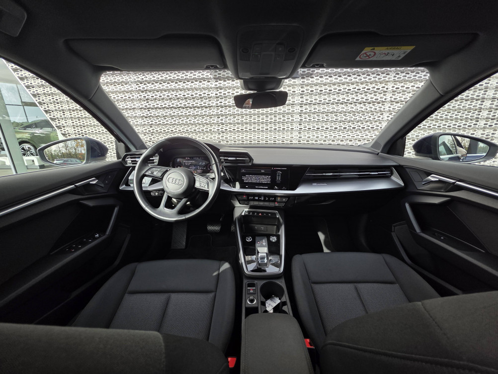 Acheter Audi A3 Sportback A3 Sportback 30 TDI 116 S tronic 7 Business line 5p occasion dans les concessions du Groupe Faurie
