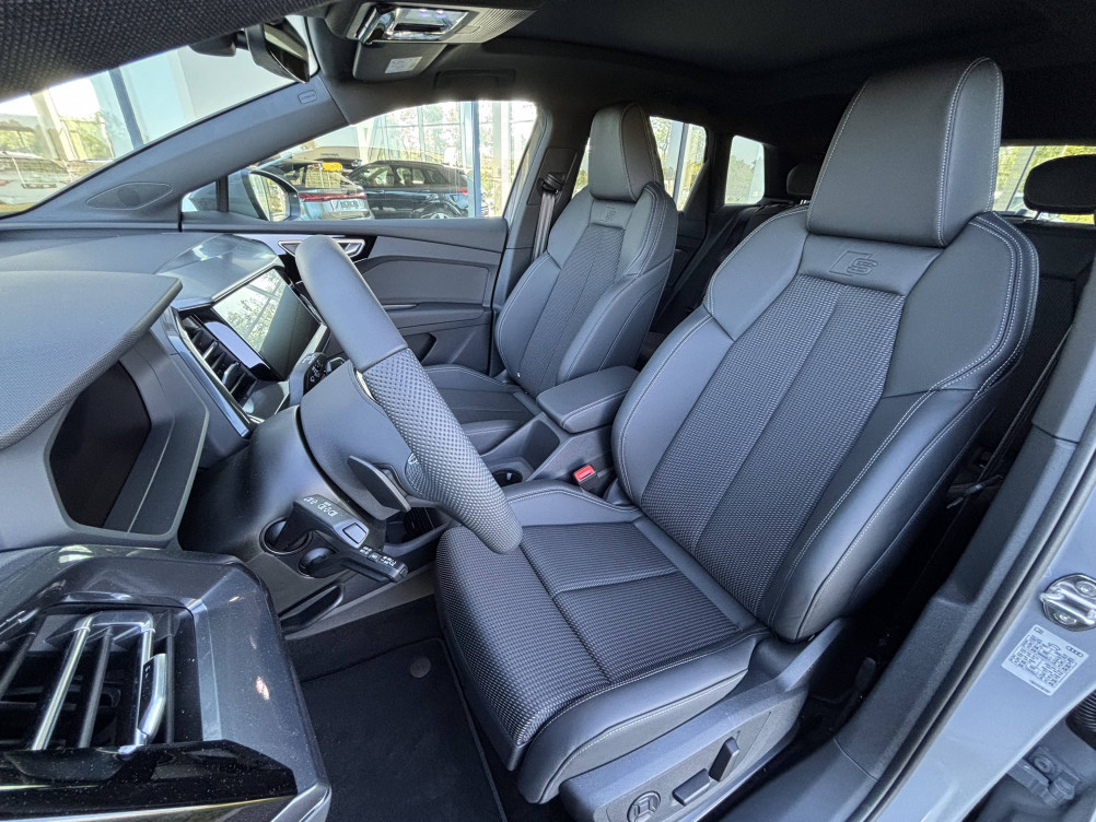 Acheter Audi Q4 Q4 e-tron 45 285 ch 82 kWh  5p neuf dans les concessions du Groupe Faurie
