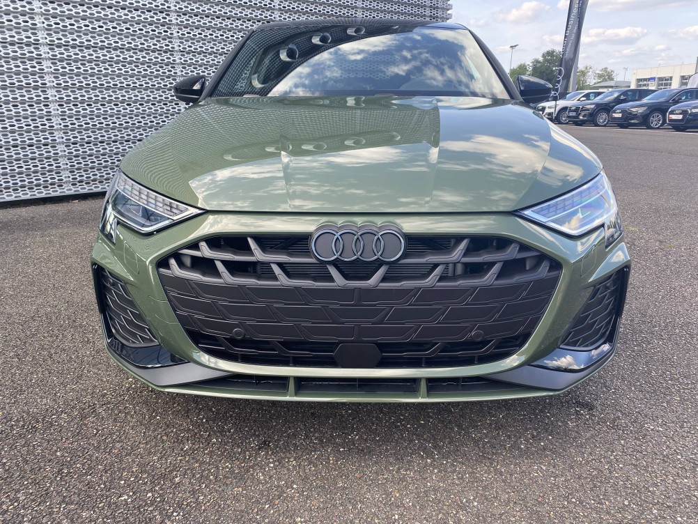 Acheter Audi A3 A3 Berline 35 TFSI Mild Hybrid 150 S tronic 7 S line 4p neuf dans les concessions du Groupe Faurie
