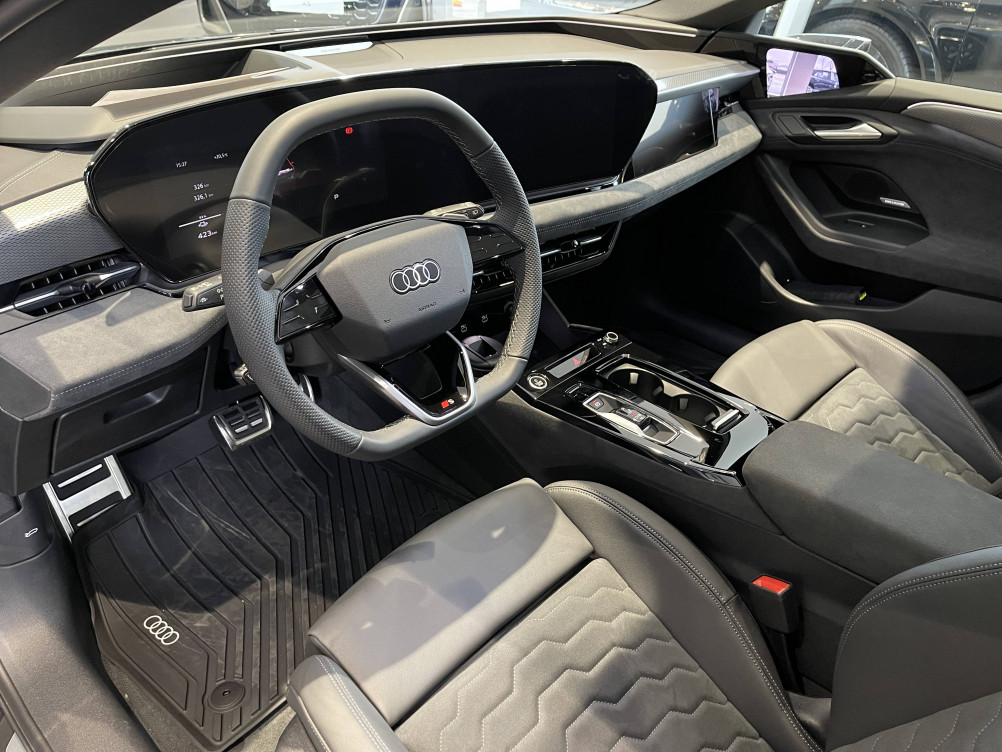 Acheter Audi A6 E-TRON A6 e-tron Avant Performance 367 ch 100 kWh S line 5p neuf dans les concessions du Groupe Faurie