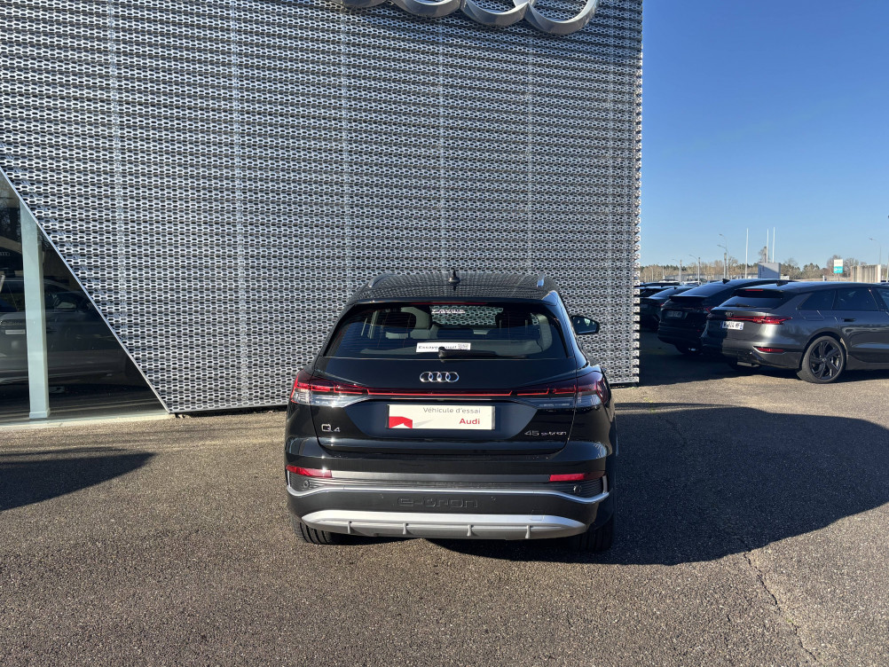 Acheter Audi Q4 Q4 e-tron 45 285 ch 82 kWh S LINE 5p neuf dans les concessions du Groupe Faurie