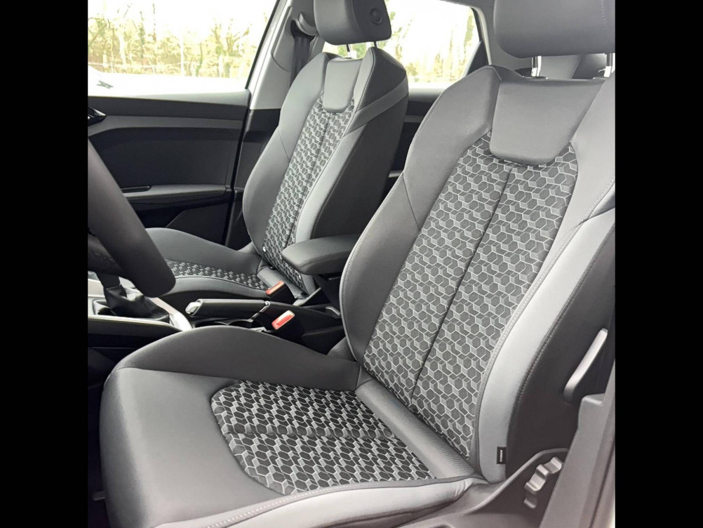 Acheter Audi A1 Sportback A1 Sportback 30 TFSI 116 ch S tronic 7 Design 5p neuf dans les concessions du Groupe Faurie