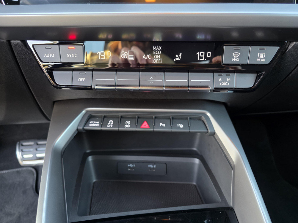 Acheter Audi A3 A3 Berline 35 TFSI Mild Hybrid 150 S tronic 7 S Line 4p occasion dans les concessions du Groupe Faurie