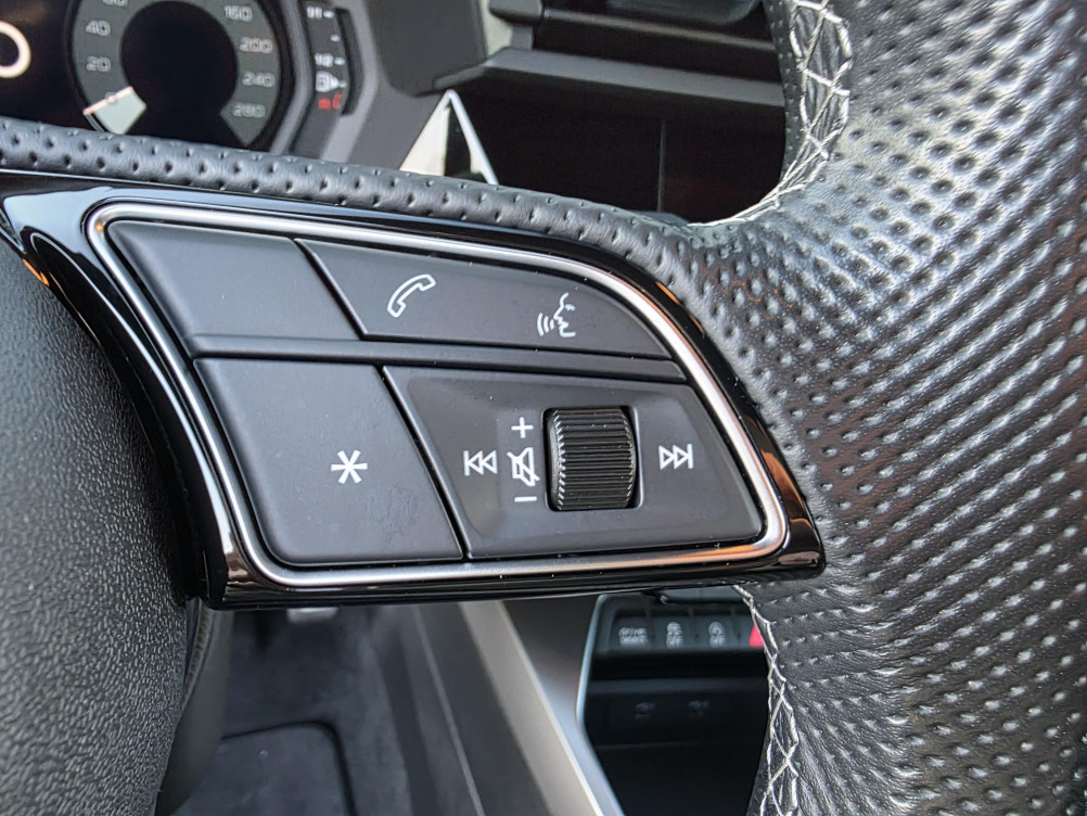 Acheter Audi A3 A3 Berline 35 TFSI Mild Hybrid 150 S tronic 7 S Line 4p occasion dans les concessions du Groupe Faurie