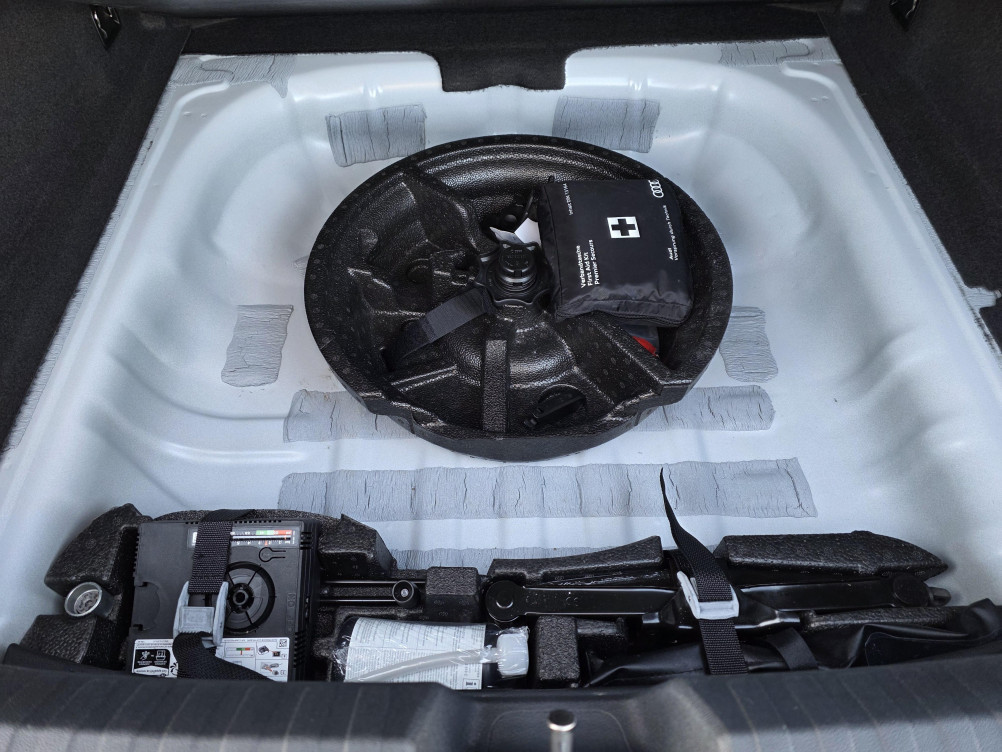 Acheter Audi A3 A3 Berline 35 TFSI Mild Hybrid 150 S tronic 7 S Line 4p occasion dans les concessions du Groupe Faurie