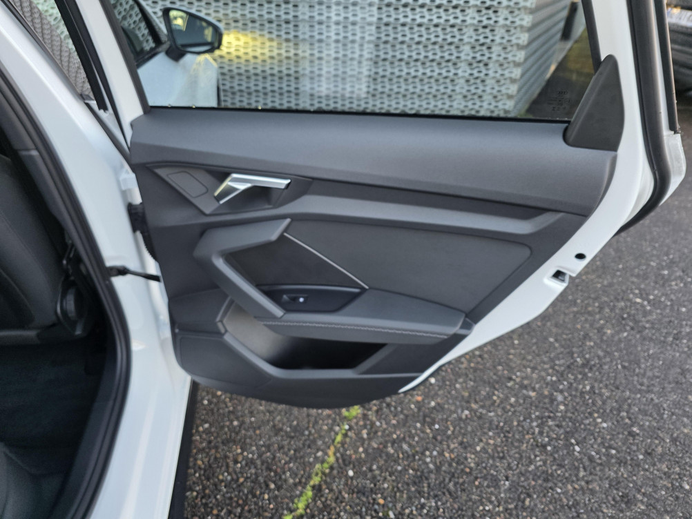 Acheter Audi A3 A3 Berline 35 TFSI Mild Hybrid 150 S tronic 7 S Line 4p occasion dans les concessions du Groupe Faurie