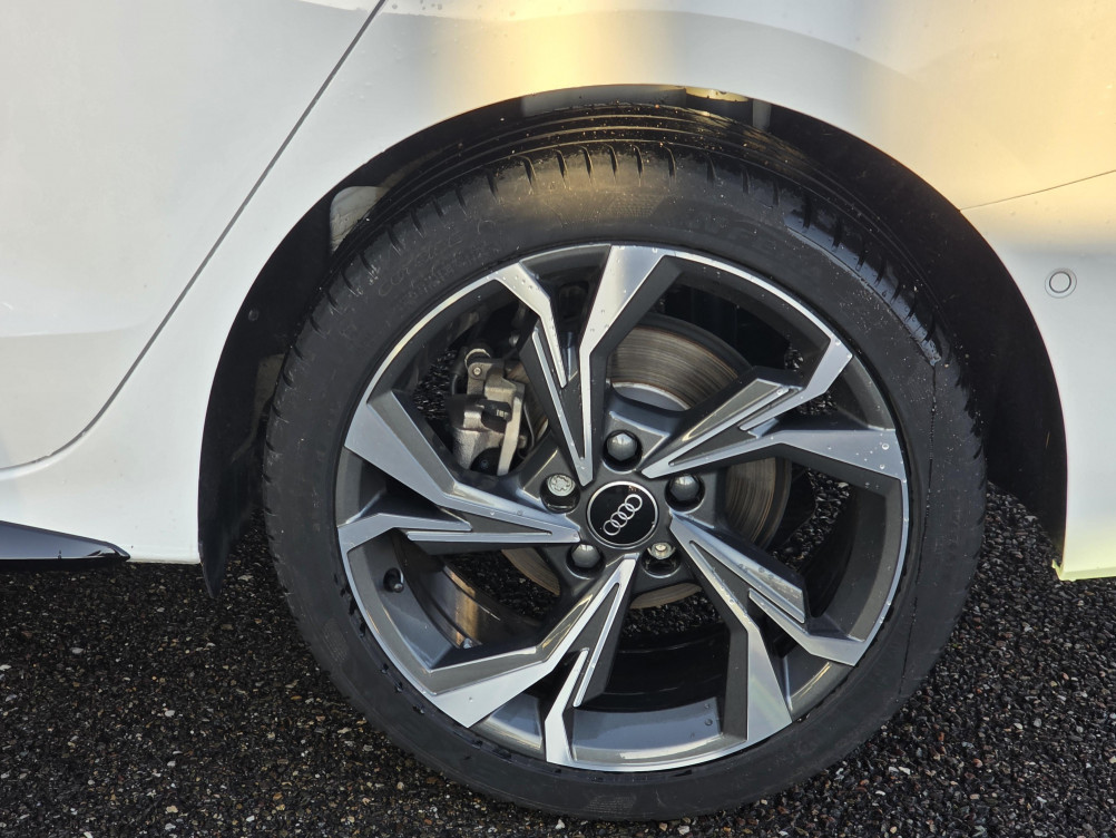 Acheter Audi A3 A3 Berline 35 TFSI Mild Hybrid 150 S tronic 7 S Line 4p occasion dans les concessions du Groupe Faurie