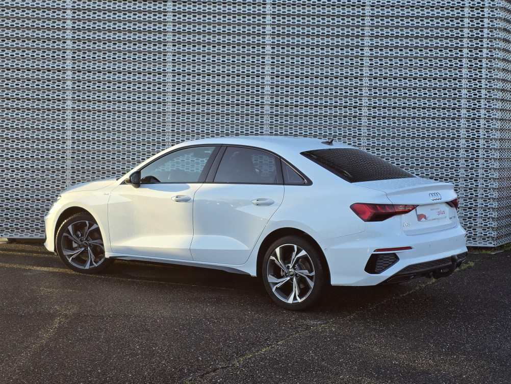 Acheter Audi A3 A3 Berline 35 TFSI Mild Hybrid 150 S tronic 7 S Line 4p occasion dans les concessions du Groupe Faurie