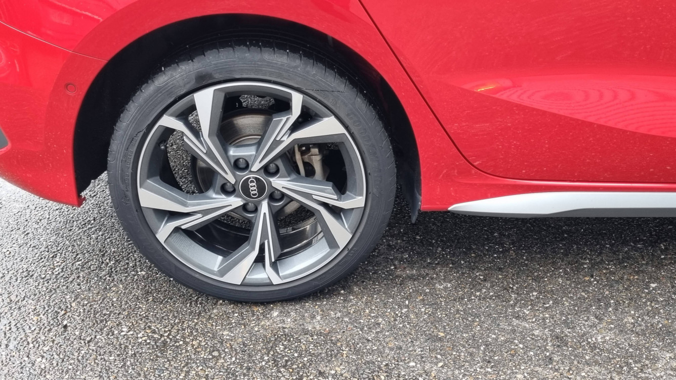 Acheter Audi A3 Sportback A3 Sportback 40 TFSIe 204 S tronic 6 S Line 5p occasion dans les concessions du Groupe Faurie