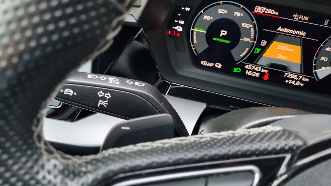 Acheter Audi A3 Sportback A3 Sportback 40 TFSIe 204 S tronic 6 S Line 5p occasion dans les concessions du Groupe Faurie