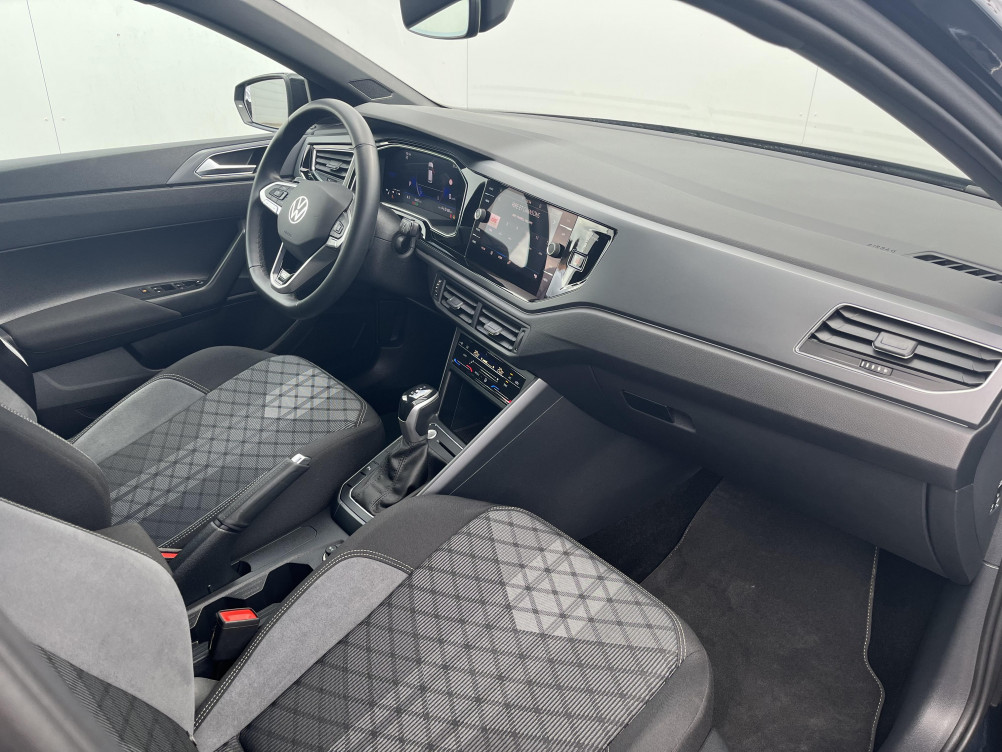 Acheter Volkswagen Polo Polo 1.0 TSI 116 S&S DSG7 R-Line 5p occasion dans les concessions du Groupe Faurie