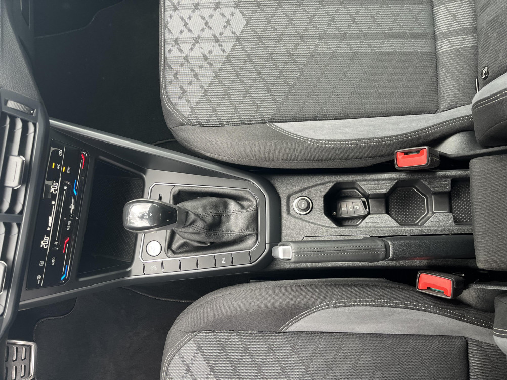 Acheter Volkswagen Polo Polo 1.0 TSI 116 S&S DSG7 R-Line 5p occasion dans les concessions du Groupe Faurie