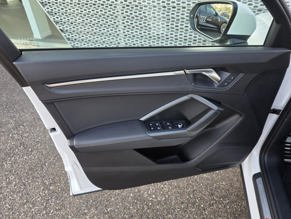 Acheter Audi Q3 Q3 35 TDI 150 ch S tronic 7 S line 5p occasion dans les concessions du Groupe Faurie