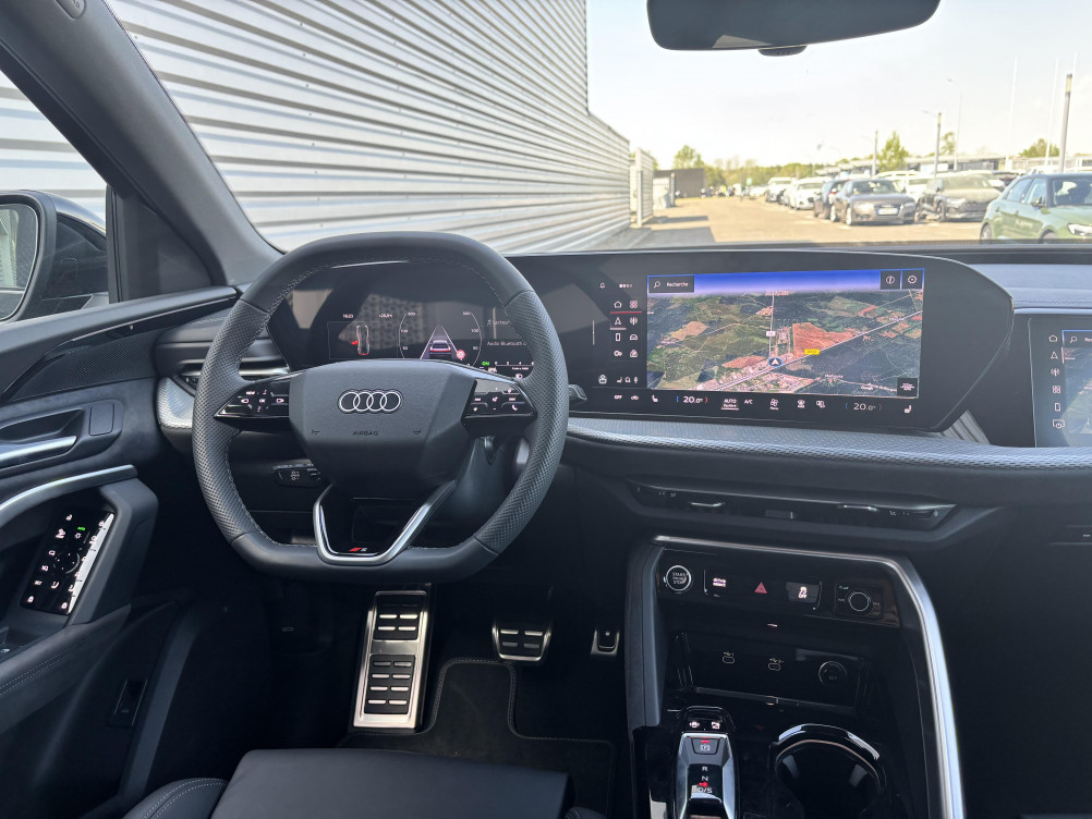 Acheter Audi Q5 Q5 TFSI 204 ch Hybride S tronic 7 Quattro S line 5p neuf dans les concessions du Groupe Faurie