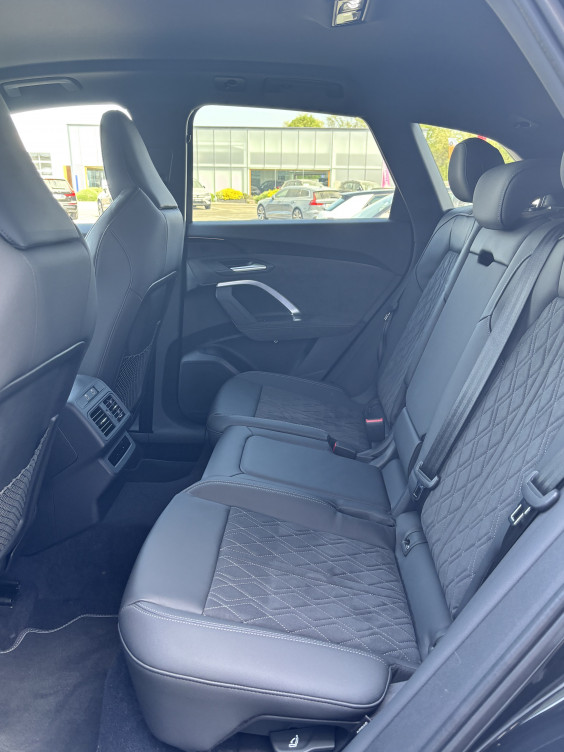 Acheter Audi Q5 Q5 TFSI 204 ch Hybride S tronic 7 Quattro S line 5p neuf dans les concessions du Groupe Faurie