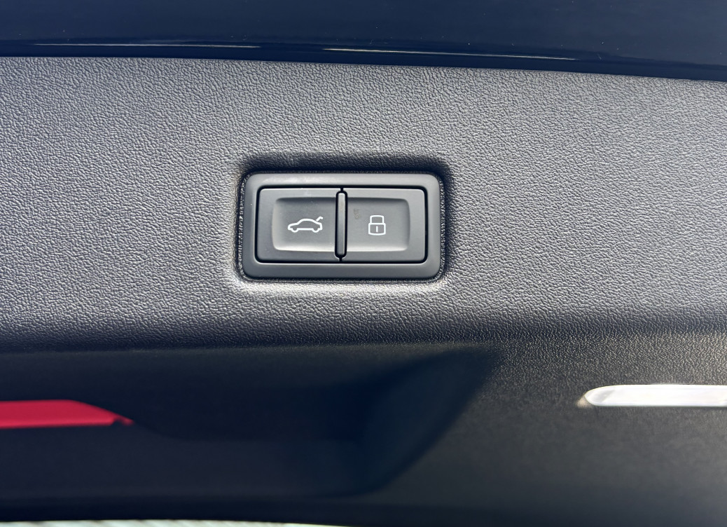 Acheter Audi Q5 Q5 TFSI 204 ch Hybride S tronic 7 Quattro S line 5p neuf dans les concessions du Groupe Faurie