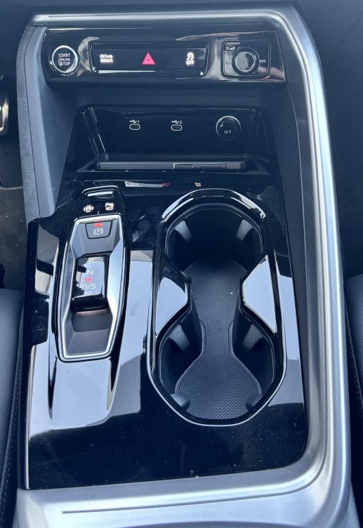 Acheter Audi Q5 Q5 TFSI 204 ch Hybride S tronic 7 Quattro S line 5p neuf dans les concessions du Groupe Faurie