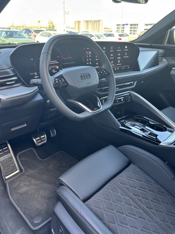 Acheter Audi Q5 Q5 TFSI 204 ch Hybride S tronic 7 Quattro S line 5p neuf dans les concessions du Groupe Faurie