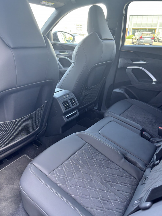 Acheter Audi Q5 Q5 TFSI 204 ch Hybride S tronic 7 Quattro S line 5p neuf dans les concessions du Groupe Faurie
