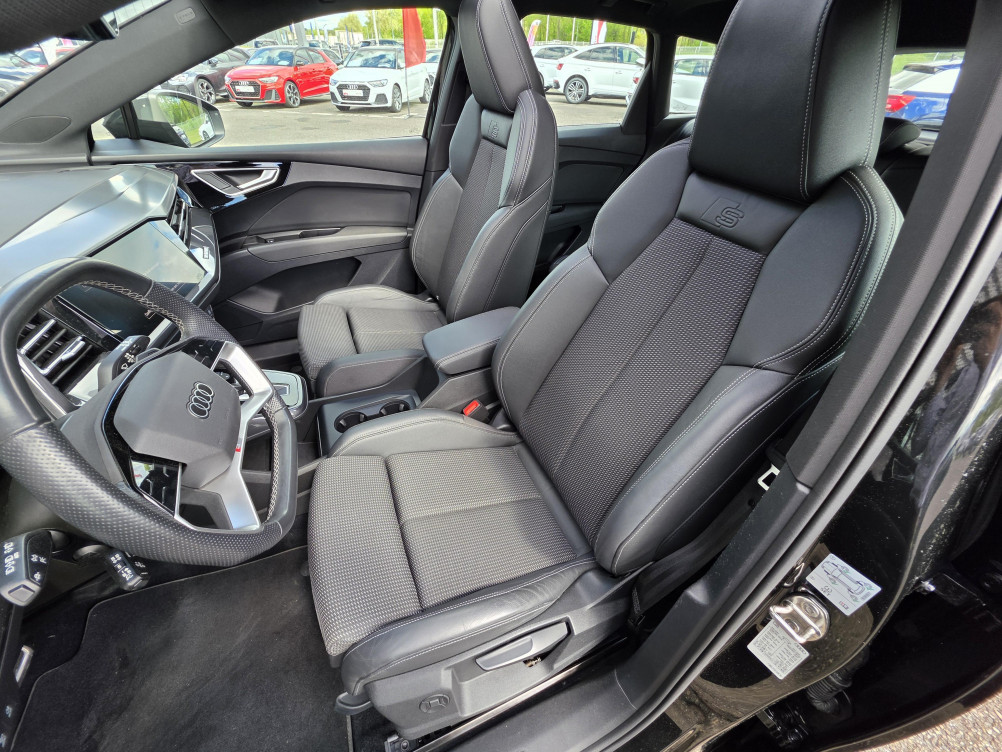 Acheter Audi Q4 Q4 e-tron 40 204 ch 82 kW S line 5p occasion dans les concessions du Groupe Faurie