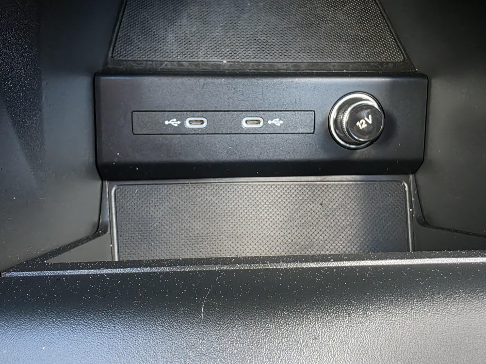 Acheter Audi Q4 Q4 e-tron 40 204 ch 82 kW S line 5p occasion dans les concessions du Groupe Faurie