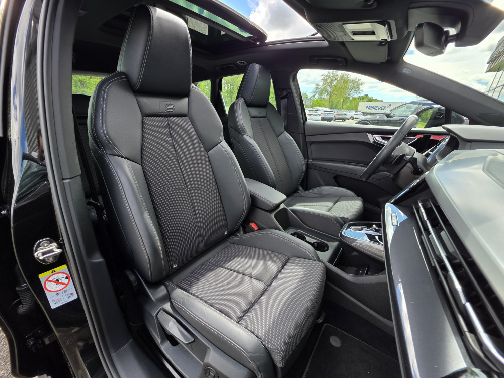 Acheter Audi Q4 Q4 e-tron 40 204 ch 82 kW S line 5p occasion dans les concessions du Groupe Faurie