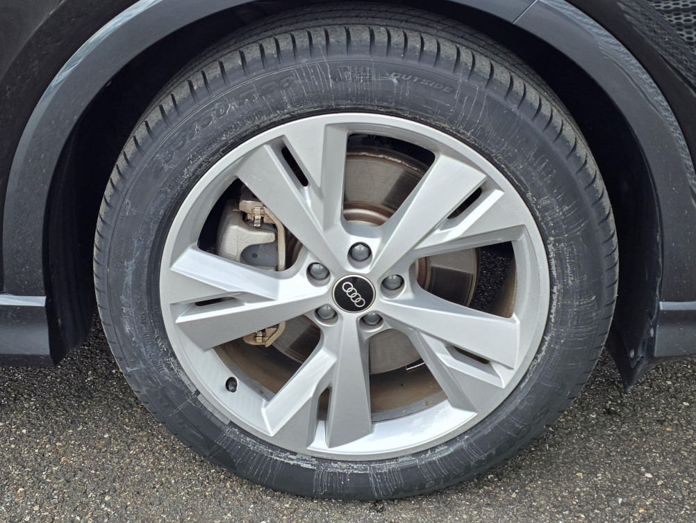 Acheter Audi Q4 Q4 e-tron 40 204 ch 82 kW S line 5p occasion dans les concessions du Groupe Faurie
