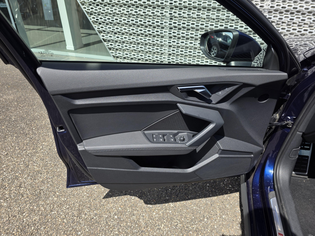 Acheter Audi A3 Sportback A3 Sportback TDI 150 S tronic 7 S line 5p occasion dans les concessions du Groupe Faurie