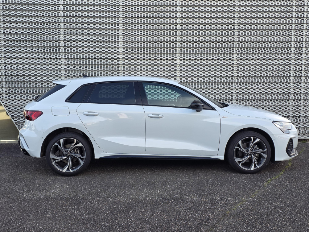 Acheter Audi A3 Sportback A3 Sportback TDI 150 S tronic 7 S line 5p occasion dans les concessions du Groupe Faurie
