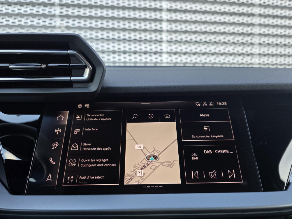 Acheter Audi A3 Sportback A3 Sportback TDI 150 S tronic 7 S line 5p occasion dans les concessions du Groupe Faurie