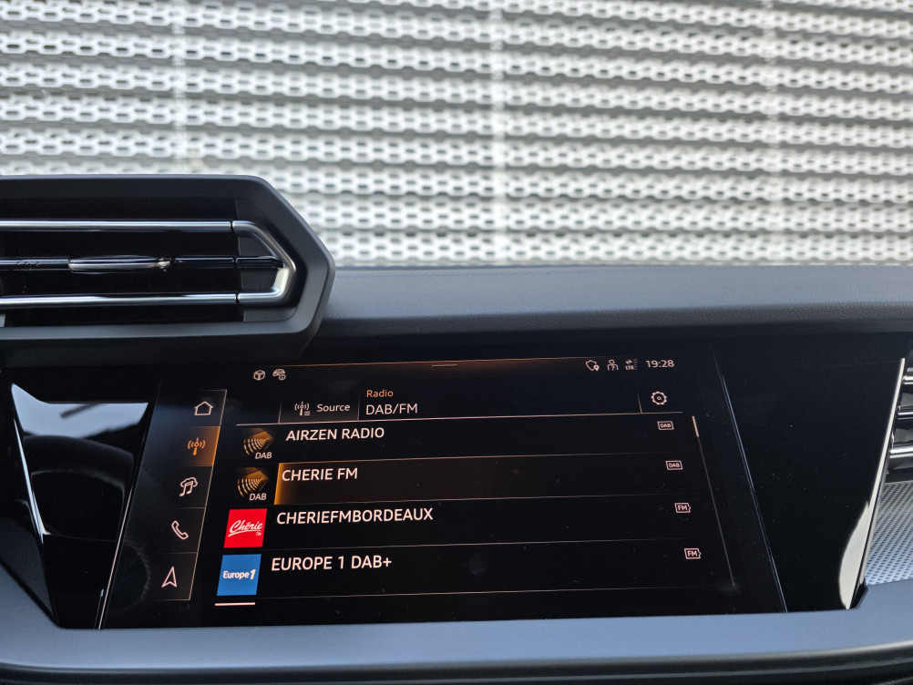Acheter Audi A3 Sportback A3 Sportback TDI 150 S tronic 7 S line 5p occasion dans les concessions du Groupe Faurie