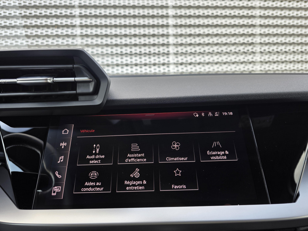 Acheter Audi A3 Sportback A3 Sportback 35 TFSI Mild Hybrid 150 S tronic 7 Design 5p occasion dans les concessions du Groupe Faurie