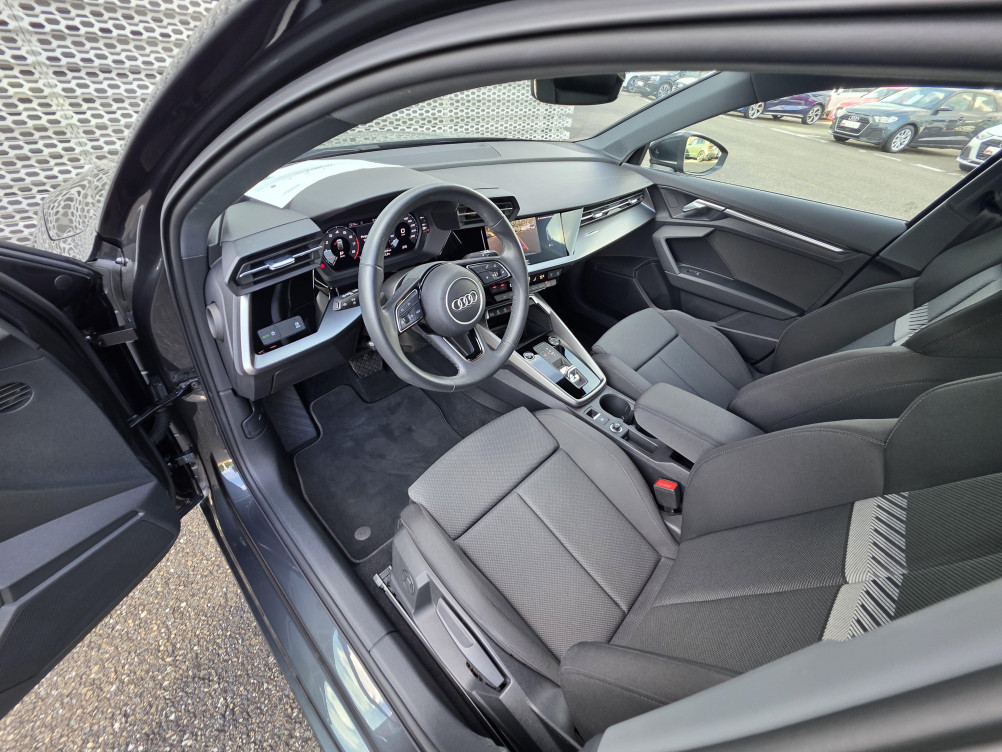 Acheter Audi A3 Sportback A3 Sportback 35 TFSI Mild Hybrid 150 S tronic 7 Design 5p occasion dans les concessions du Groupe Faurie