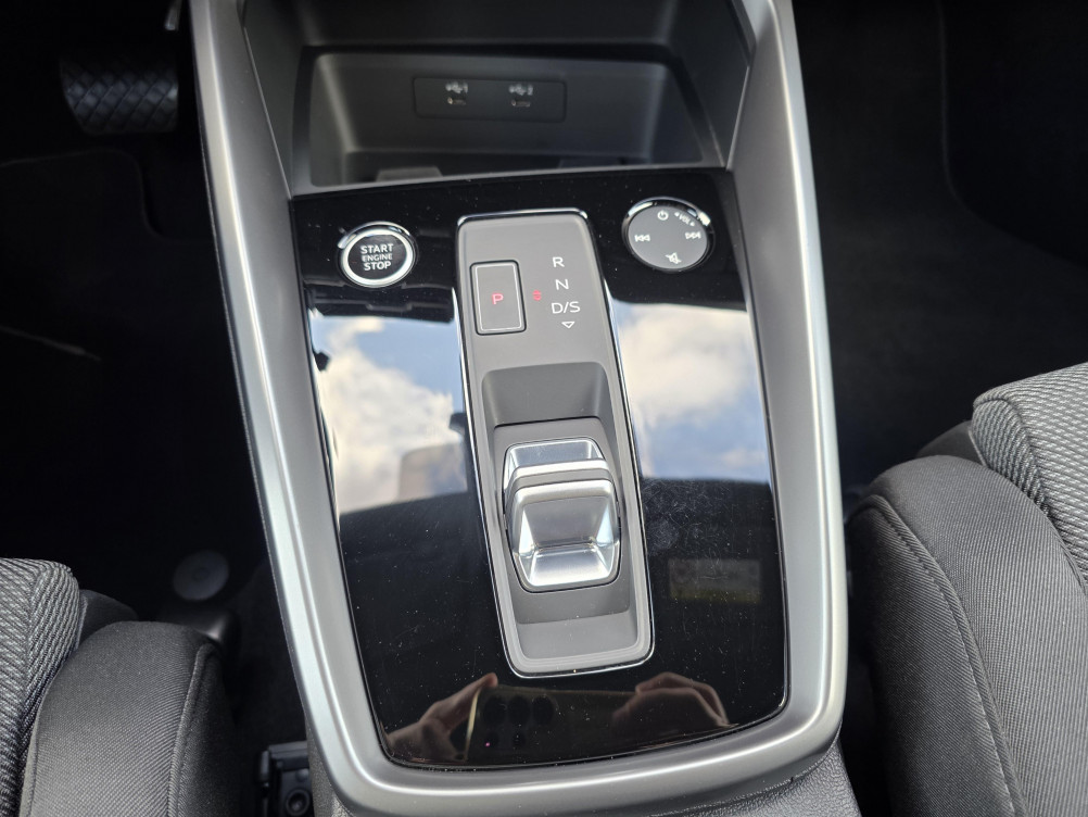 Acheter Audi A3 Sportback A3 Sportback 35 TFSI Mild Hybrid 150 S tronic 7 Design 5p occasion dans les concessions du Groupe Faurie