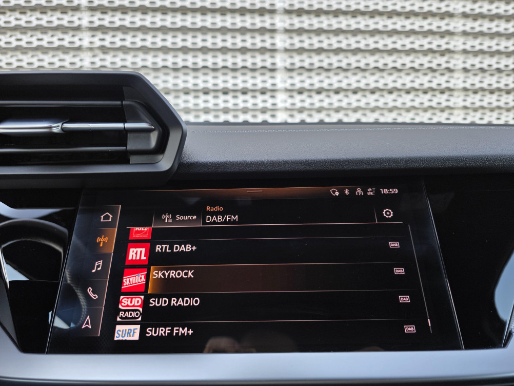 Acheter Audi A3 Sportback A3 Sportback 35 TFSI Mild Hybrid 150 S tronic 7 S Line 5p occasion dans les concessions du Groupe Faurie