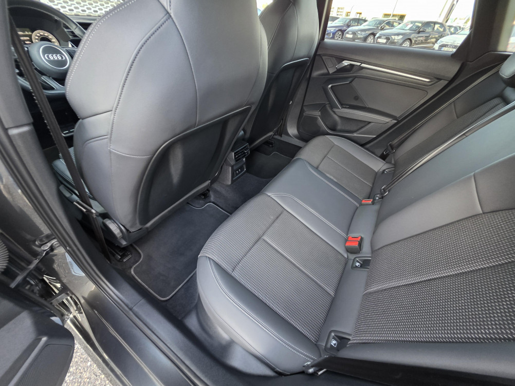 Acheter Audi A3 Sportback A3 Sportback 35 TFSI Mild Hybrid 150 S tronic 7 S Line 5p occasion dans les concessions du Groupe Faurie