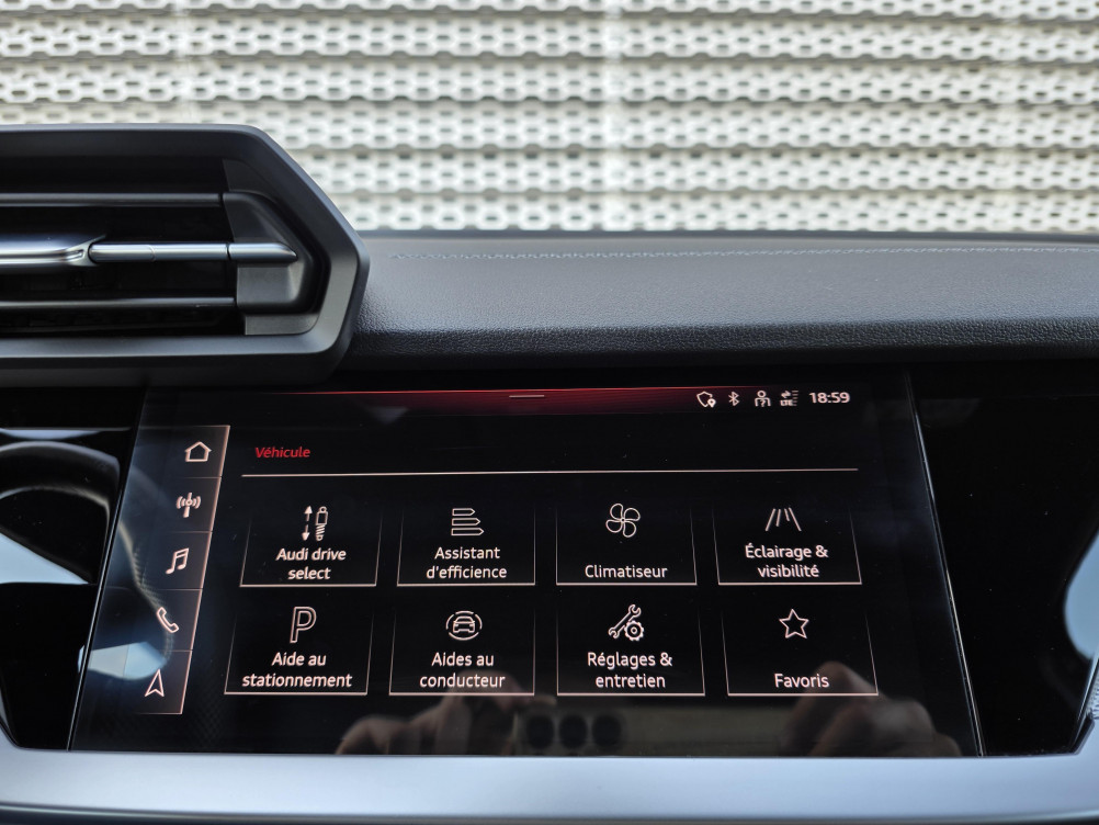 Acheter Audi A3 Sportback A3 Sportback 35 TFSI Mild Hybrid 150 S tronic 7 S Line 5p occasion dans les concessions du Groupe Faurie