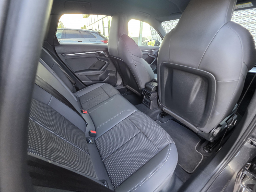 Acheter Audi A3 Sportback A3 Sportback 35 TFSI Mild Hybrid 150 S tronic 7 S Line 5p occasion dans les concessions du Groupe Faurie