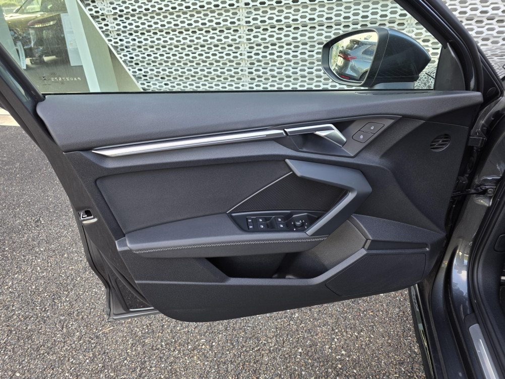 Acheter Audi A3 Sportback A3 Sportback 35 TFSI Mild Hybrid 150 S tronic 7 S Line 5p occasion dans les concessions du Groupe Faurie