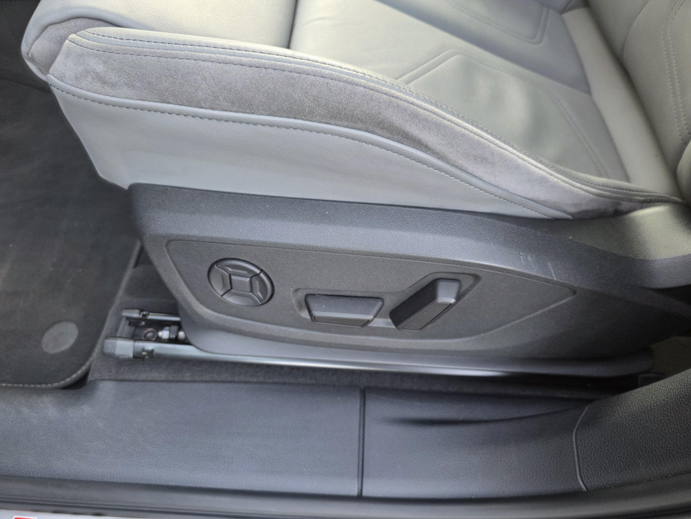 Acheter Audi Q3 Q3 35 TDI 150 ch S tronic 7 S line 5p occasion dans les concessions du Groupe Faurie