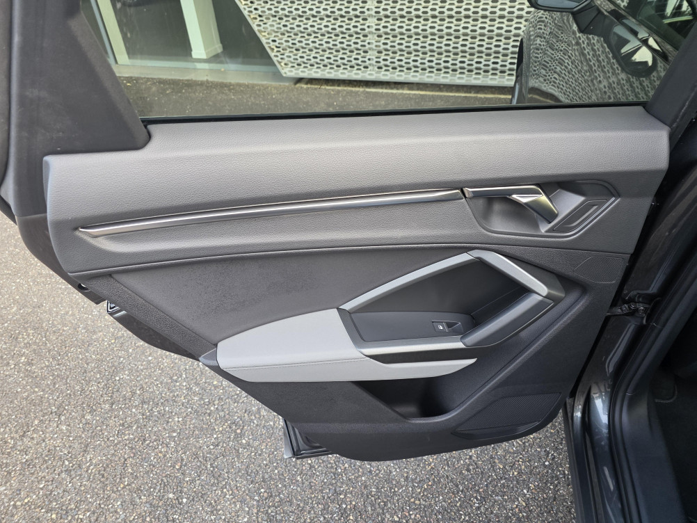 Acheter Audi Q3 Q3 35 TDI 150 ch S tronic 7 S line 5p occasion dans les concessions du Groupe Faurie