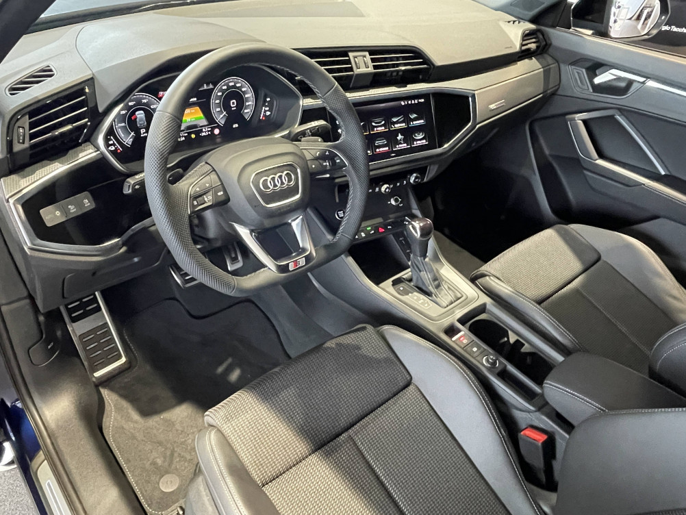 Acheter Audi Q3 Q3 45 TFSIe 245 ch S tronic 6 S line 5p neuf dans les concessions du Groupe Faurie