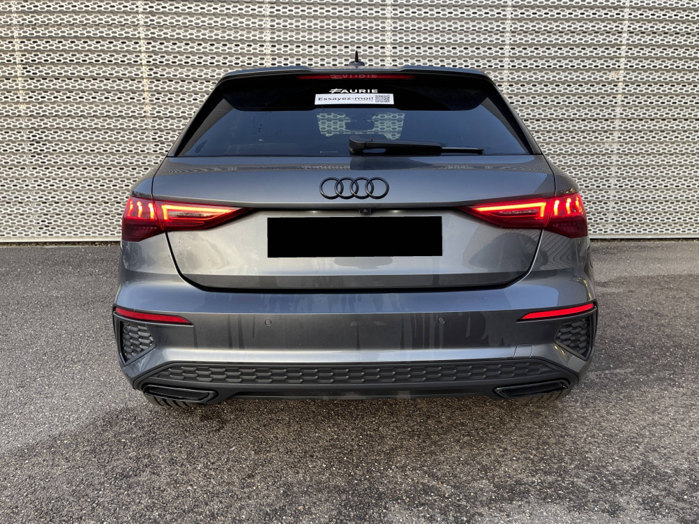 Acheter Audi A3 A3 Sportback 40 TFSIe 204 S tronic 6 S Line 5p neuf dans les concessions du Groupe Faurie