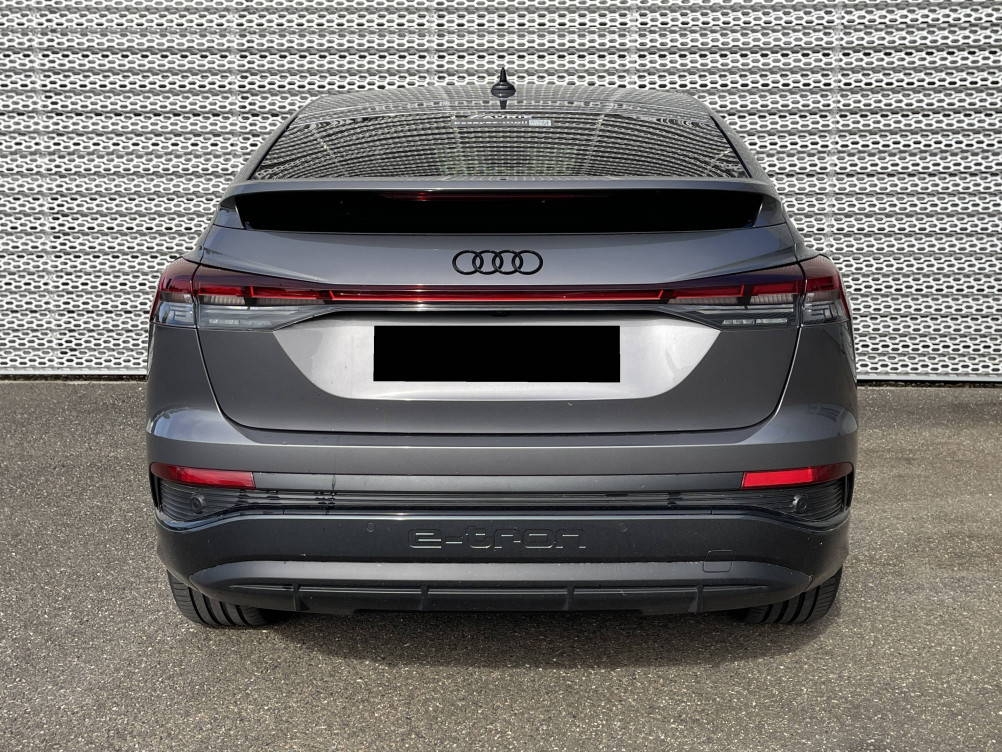 Acheter Audi Q4 Q4 e-tron Sportback 45 285 ch 82 kWh S line 5p neuf dans les concessions du Groupe Faurie