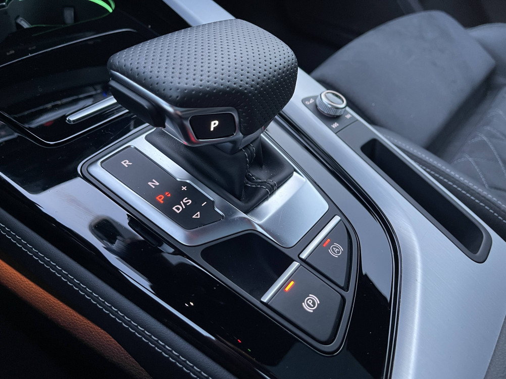 Acheter Audi A4 A4 Avant 35 TDI 163 S tronic 7 Competition 5p occasion dans les concessions du Groupe Faurie
