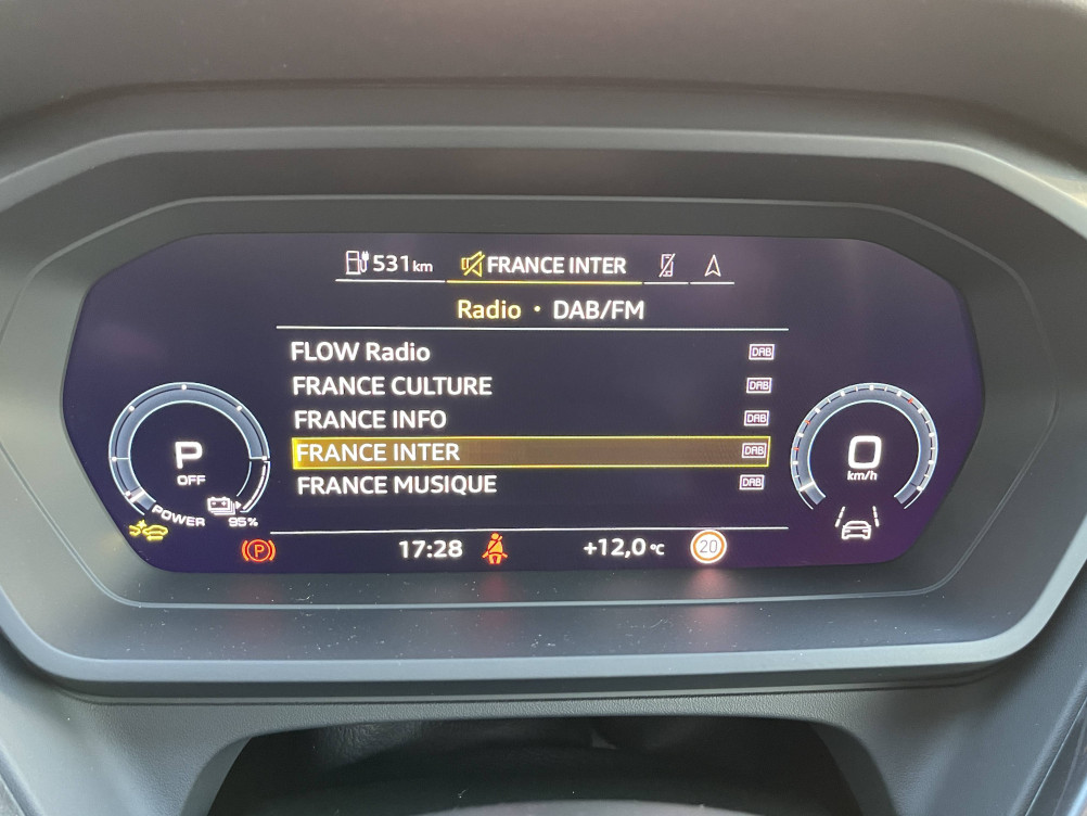 Acheter Audi Q4 Q4 e-tron 45 285 ch 82 kWh  5p neuf dans les concessions du Groupe Faurie