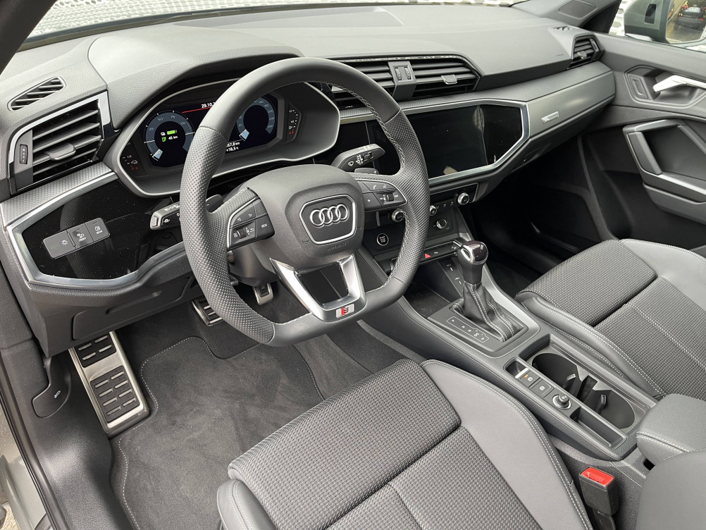 Acheter Audi Q3 Q3 45 TFSIe 245 ch S tronic 6 S line 5p occasion dans les concessions du Groupe Faurie